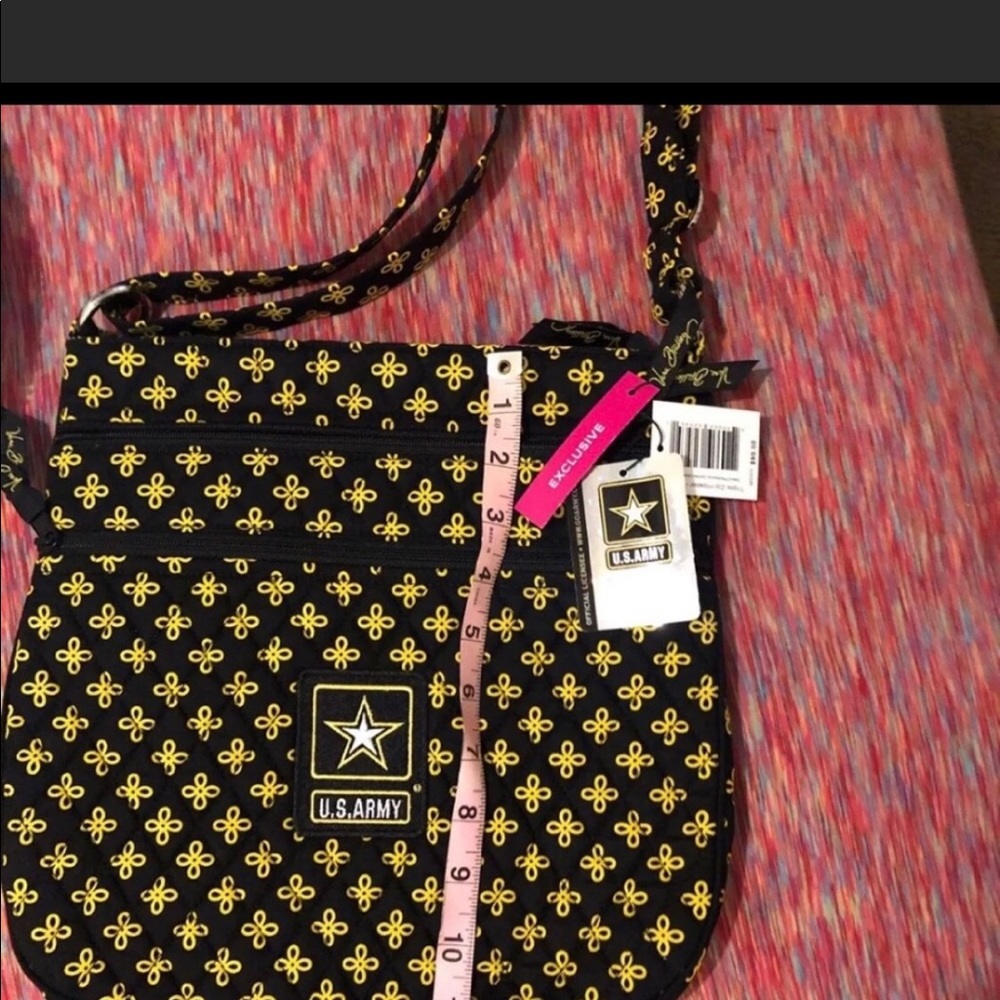 Vera Bradley  hipster purse Army new tags . SALE - Picture 2 of 5